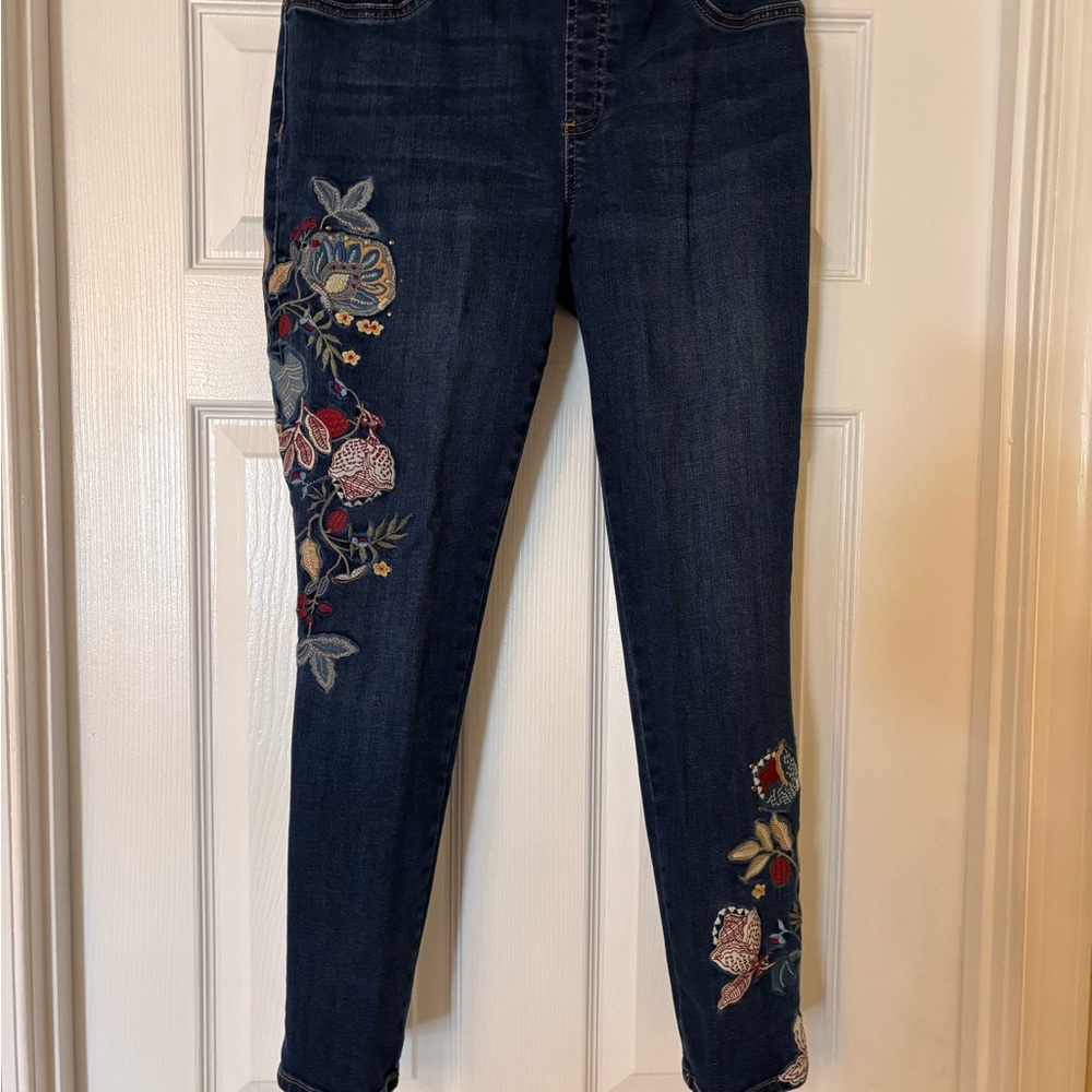 Chico's Dark Blue Embroidered Ankle Jeans